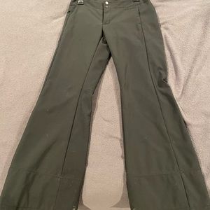 Black ski pants